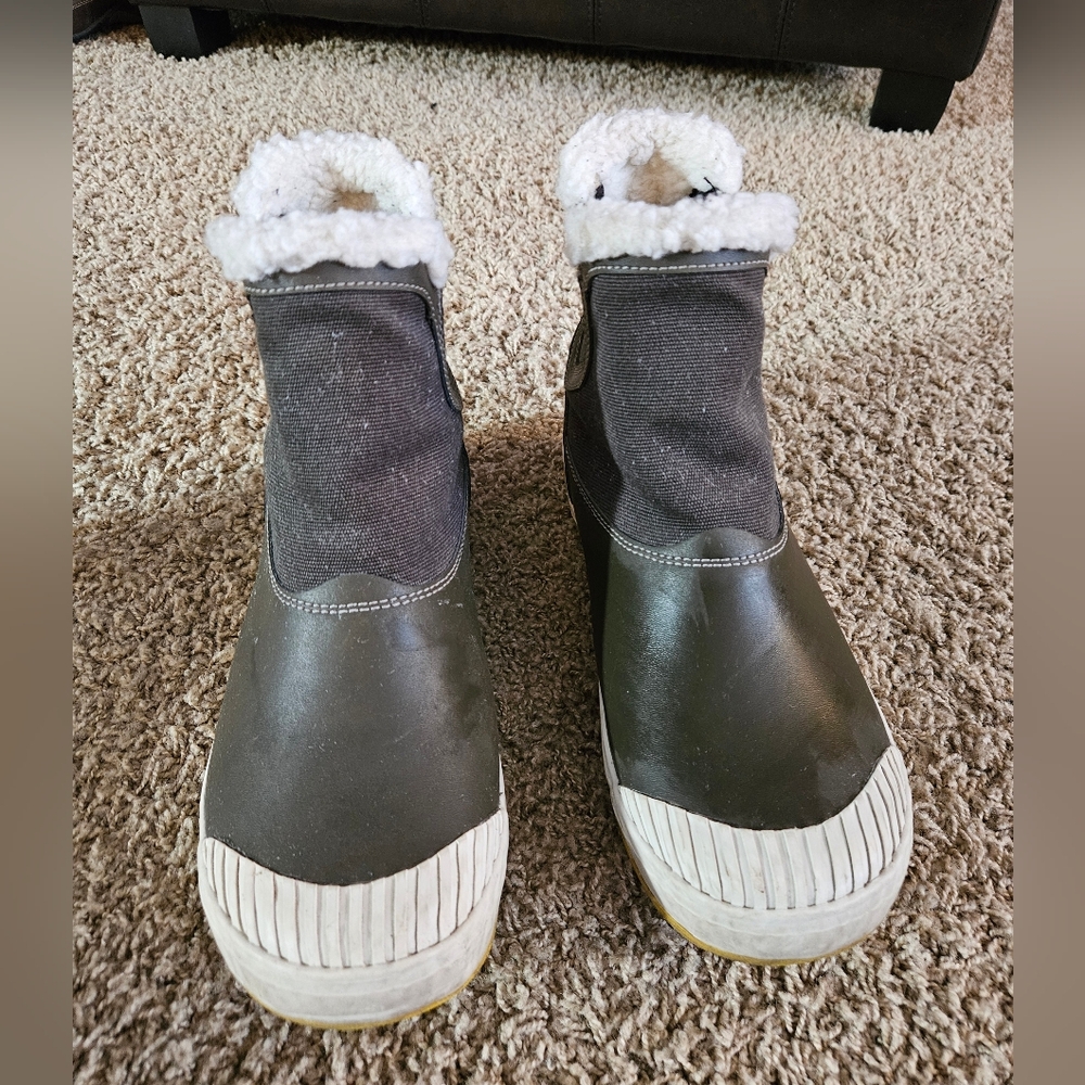 Keen Women's' Snow Boots - Brown US Size 9.5